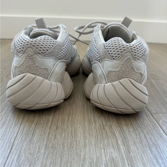 Yeezy 500 size 8.5 color Salt - Picture 9 of 10